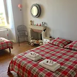 فندق مبيت وإفطار Domaine Le Jardin Suspendu - Piscine Chauffee - Proche Parc Puy Dufou
