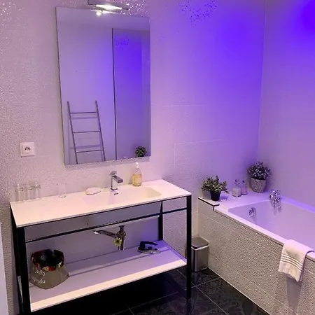 Domaine Le Jardin Suspendu - Piscine Chauffee - Proche Parc Puy Dufou 4* Montfaucon-Montigne