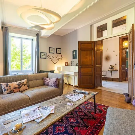 Domaine Le Jardin Suspendu - Piscine Chauffee - Proche Parc Puy Dufou Bed and Breakfast 4*