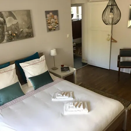 Alojamento de Acomodação e Pequeno-almoço Domaine Le Jardin Suspendu - Piscine Chauffee - Proche Parc Puy Dufou 4*