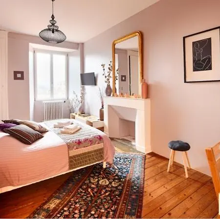 Bed and Breakfast Domaine Le Jardin Suspendu - Piscine Chauffee - Proche Parc Puy Dufou 4*